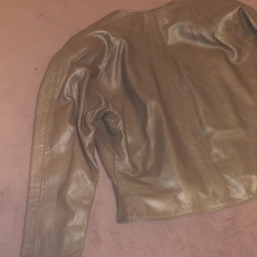 Leather Jacket - Picture 5 of 9